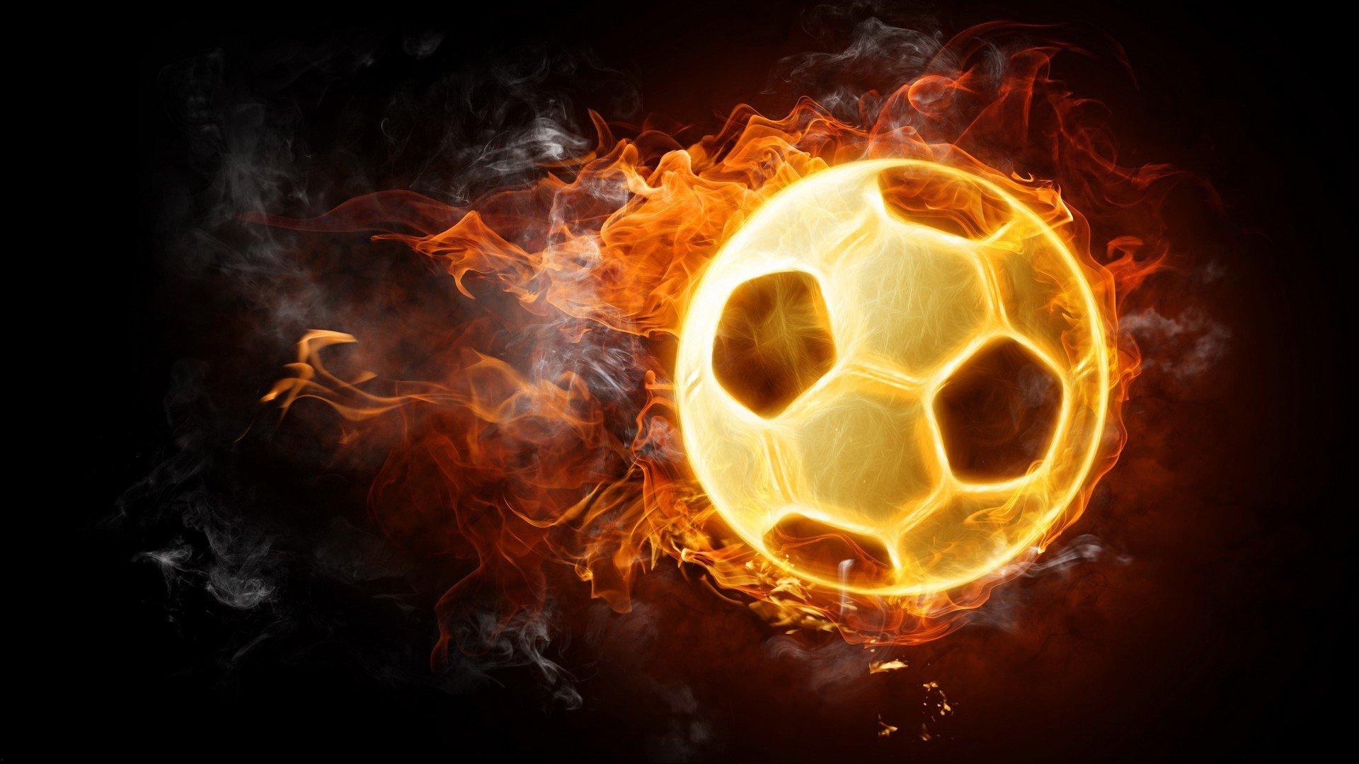 足坛一夜风云,巴黎圣日耳曼加冕六冠王,姆巴佩双响助皇马险胜,曼城稳健取胜